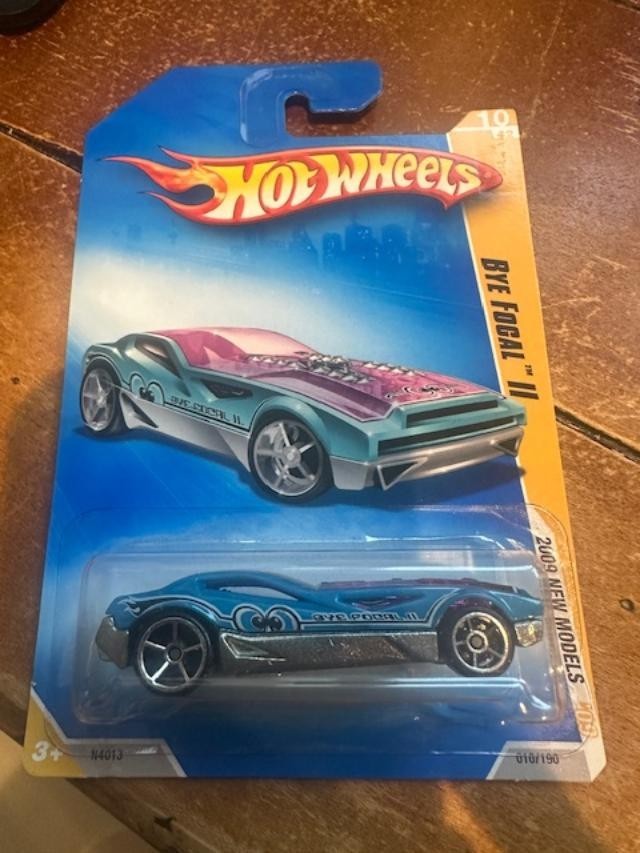 2009 Hot Wheels New Models Bye Focal II #19 Blue