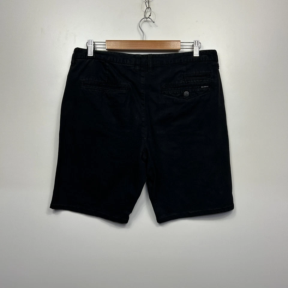 Billabong Black Stretch Fabric Regular Cotton Blend Chino Casual Shorts Size 34 - image 3 of 3