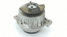 Support moteur Mercedes 350