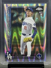 2025 Topps Chrome Roki Sasaki Raywave Refractor RC #217 Dodgers