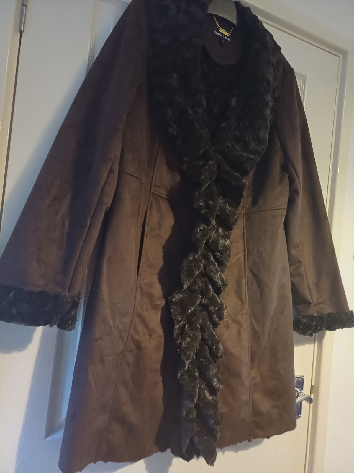 Picture 2 of 9