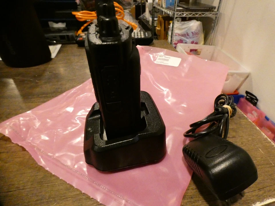 Tekk-Radios X-700U UHF портативный двусторонний радио 2-полосный 16 каналов 16 каналов с адаптером - Изображение 4 из 4