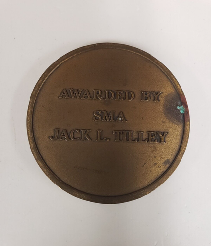US ARMY OFFICE OF THE SERGEANT MAJOR AWARD BY SMA JACK L. TILLEY 1.75'' COIN - Bild 2 von 6