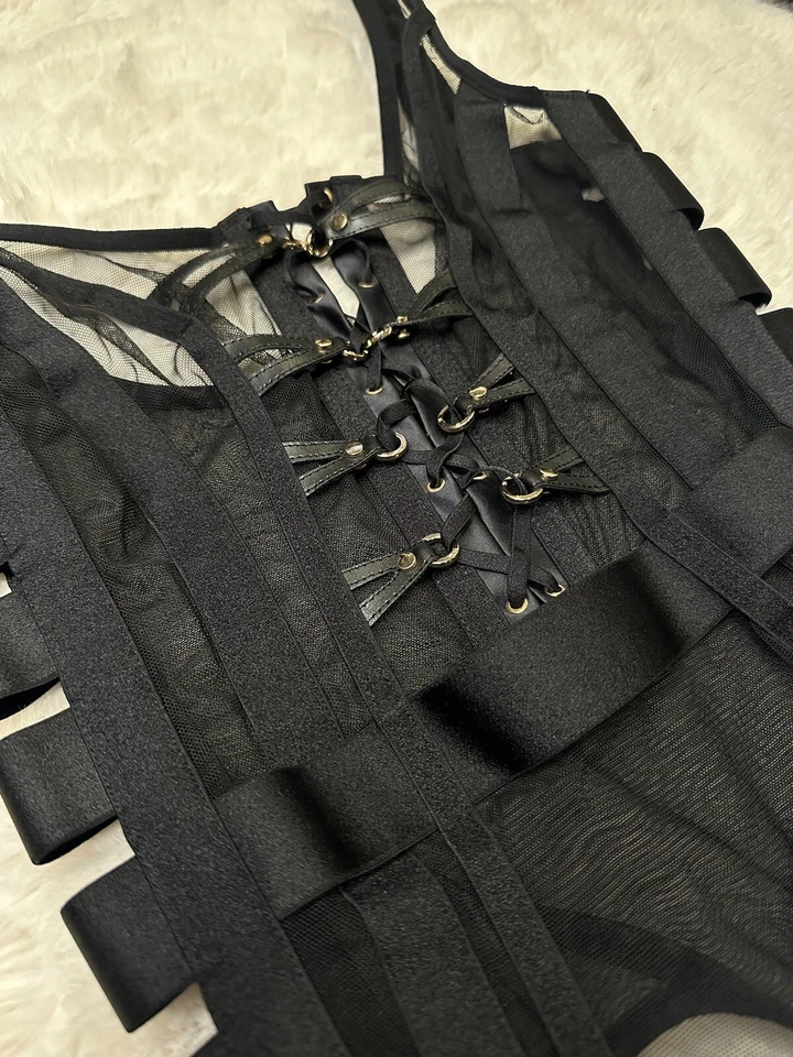 RARE🔥 Honey Birdette ALINA🖤 Black & Gold Bodysuit XS - Image 4 of 4