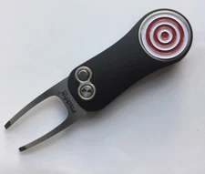 New Pitchfix 2.0 Switchblade Golf Divot Tool w removable Bullseye Marker