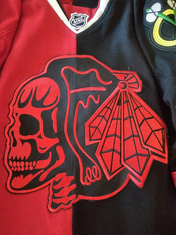 RARE: Chicago Blackhawks split black and red jersey w/a red skull logo #88 KANE - Image 3 of 4