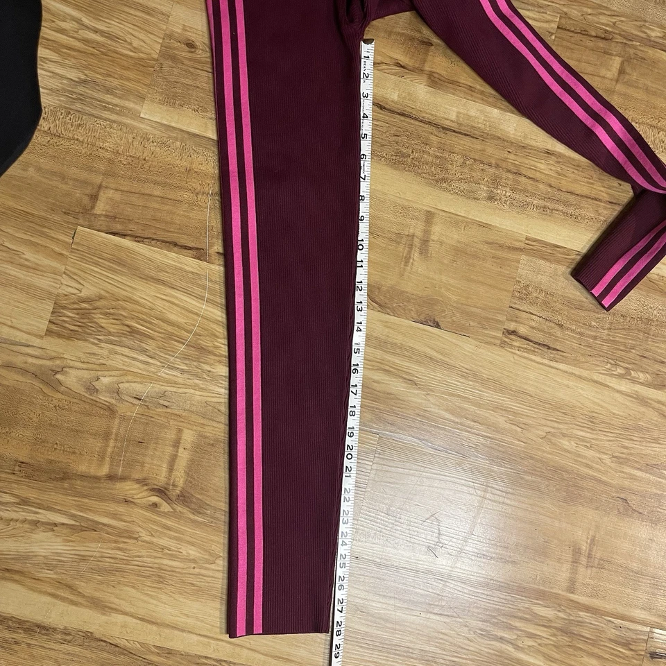 Pantalones Adidas X Ivy Park Tejidos Madera de Cerezo Nuevos con Etiquetas Talla M Venta al por menor $120 Foto 2 de 3