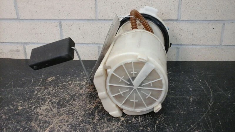 Fuel Pump Assembly 2.0L Turbo Engine ID Bpy Fits 06-08 AUDI A3 1948127 - Image 4 of 4