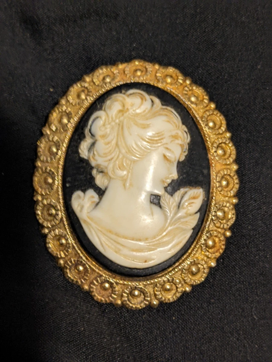 Brooch with sale woman's face