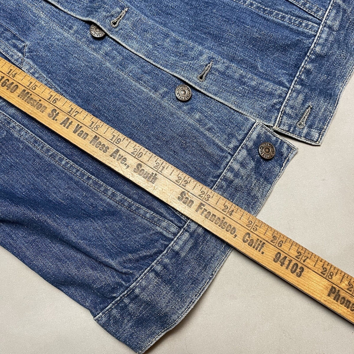 Vintage 60s BIG E Levi's 70505 0217 Denim Trucker Jacket Size 40