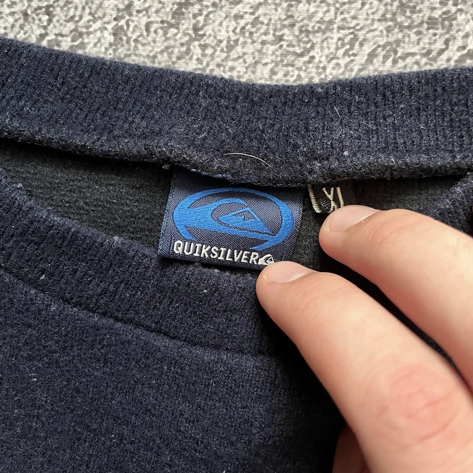 Vintage Quiksilver Surf style small logo Sweater Men's  Size Xl - Image 3 of 4