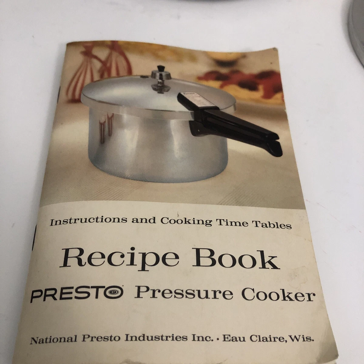 Presto 4-Quart Aluminum Pressure Cooker 01241