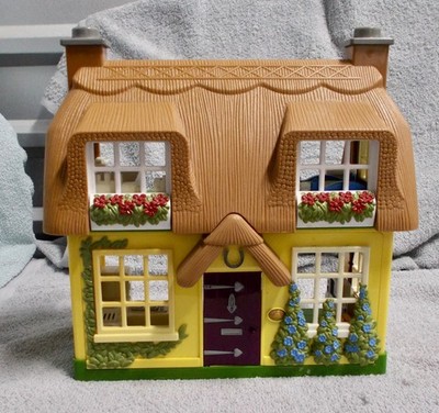 STEP 2 ROSE COTTAGE MAIN STREET HOUSE WITH BUILT IN FURNITURE