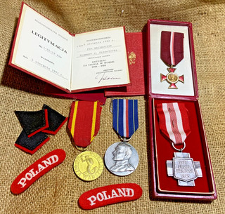 Polish medals documents and badges insignia