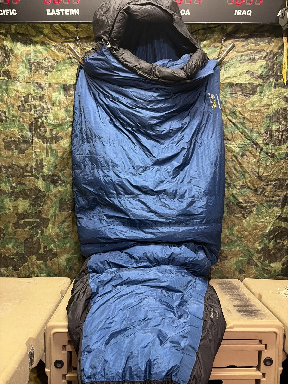 Mountain Hardwear Banshee SL Sleeping Bag 0 Degree F Down Long Left Zip 84x31.5
Opens in a new windo