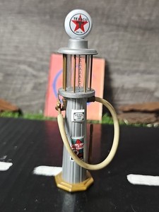 Texaco Sky Chief Die Cast Gearbox Gas Pump