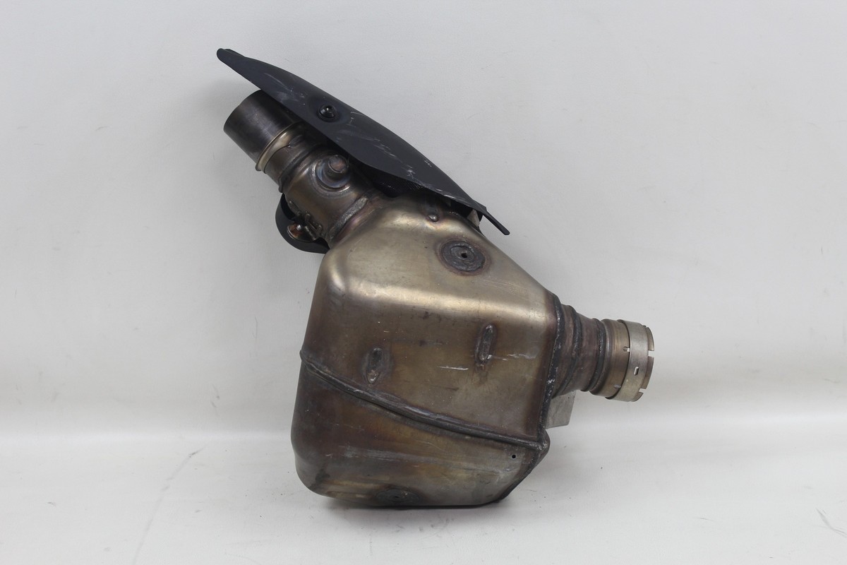 Kawasaki ZX10R ZX10 Ninja 16-20 OEM Center Exhaust Header