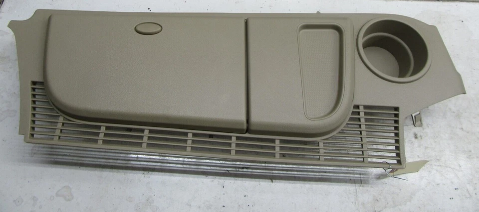 Land Rover LR4 2014-2016 OEM cuarto trasero derecho compartimento de almacenamiento portavasos Foto 2 de 4