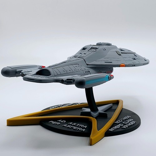 Star Trek Voyager 3D Printed Model -- 14" Detailed Collector's Replica Display - Picture 5 of 10
