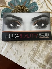 Huda Beauty Textured Eyeshadow Palette Rose Gold Edition Original Discontinued