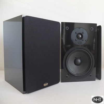 NHT SuperOne speakers in piano gloss black, c.1997 57Hz-25kHz, 150 WPC very good
