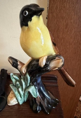 Vintage Stangl Pottery Bird Figurine #3924 Yellowthroat Warbler  Christmas