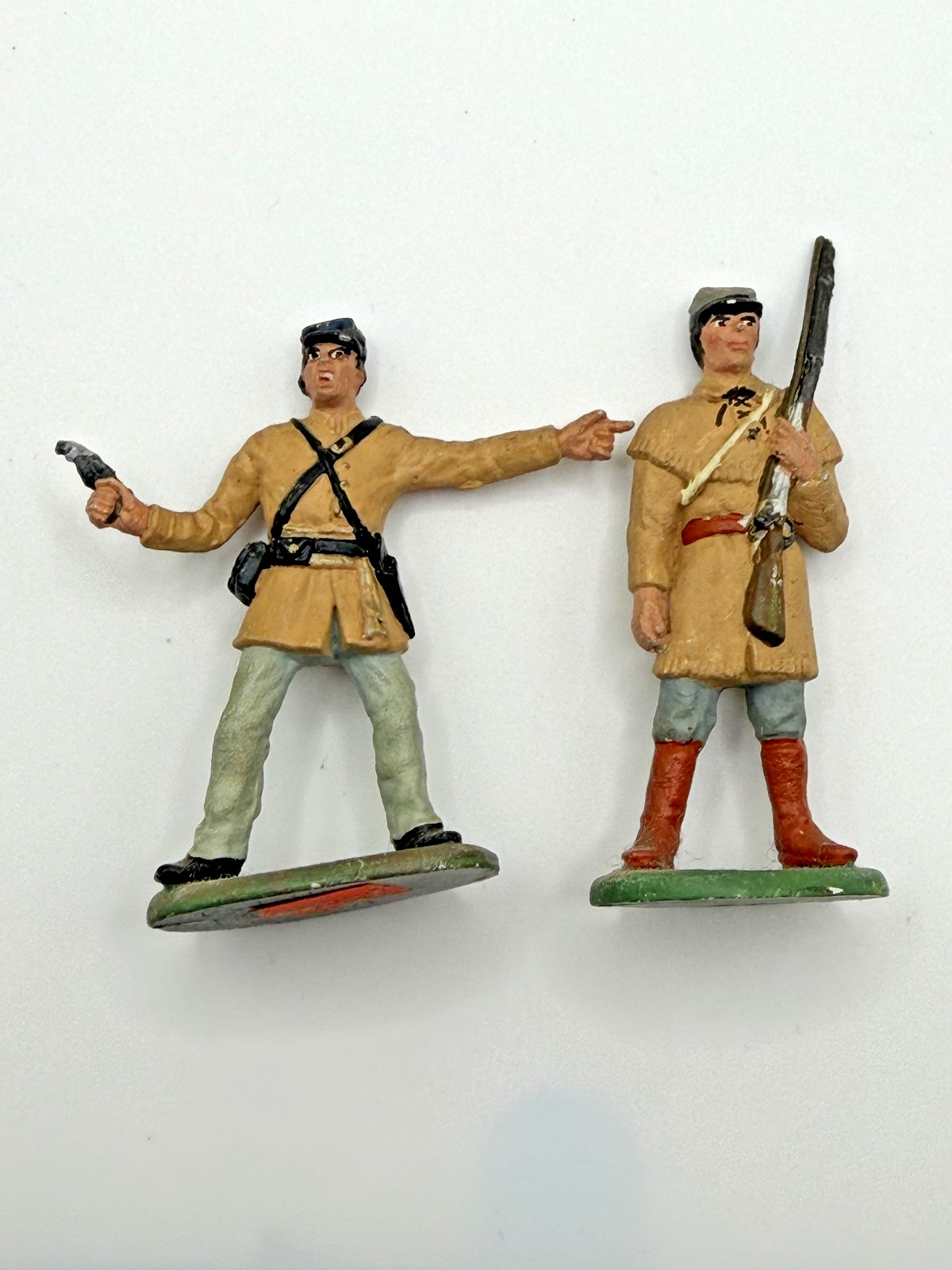 VINTAGE LEAD CIVIL WAR SOLDIER FIGURES LOT OF 2 HAND PAINTED TOY