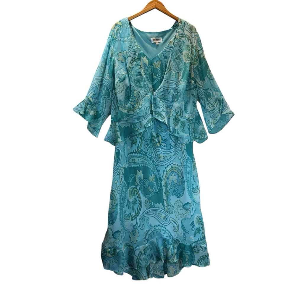 Vestido maxi Studio I feminino 20W azul paisley chiffon sobreposição manga flutter plus size - Imagem 2 de 4