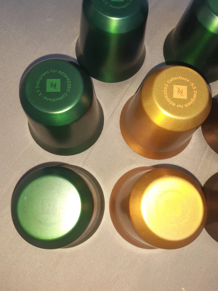 Ce lot de 8 tasses Nespresso Pixie est une capsule de design industriel à lui... - Photo 4/4