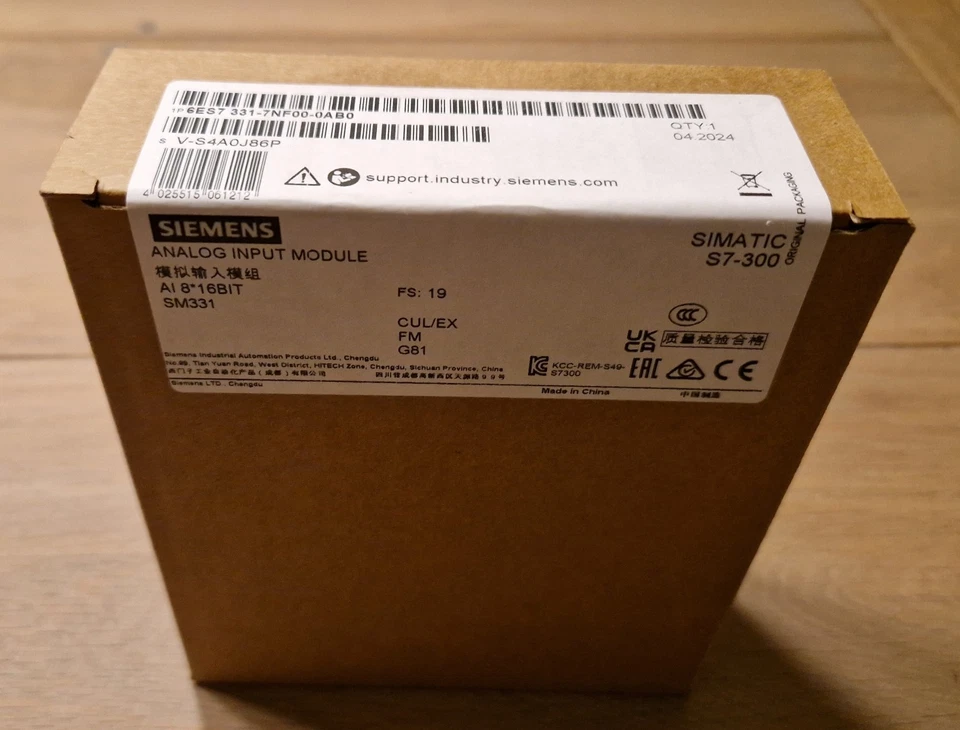 Siemens 6ES7331-7NF00-0AB0 / 6ES7 331-7NF00-0AB0 FS:19 versiegelt - Bild 2 von 2
