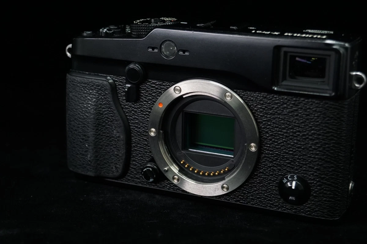 Fujifilm X-Pro1 Mirrorless Interchangeable Lens Cameras for Sale