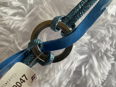 Ryze Party Wrap, Bracelet, Magnetic Closure Blue Silver Circle New