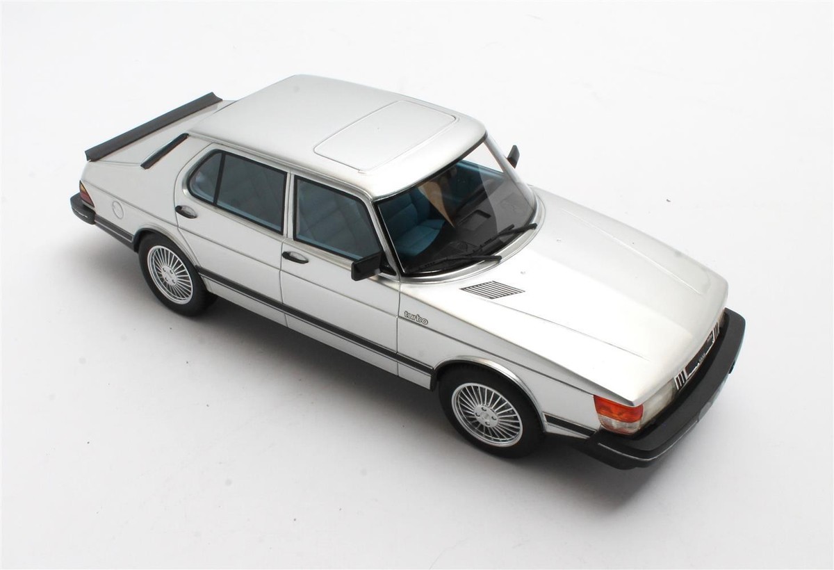 Modèle réduit Saab 9000 Turbo 1984 - Noir 1/18 | Cult-scale Models Modèle réduit Saab 9000 Turbo 1984 - Noir 1/18 | Cult-scale Models