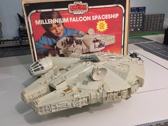 millennium falcon 1979
