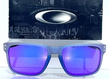 Oakley HOLBROOK Matte Stonewash Opaline POLARIZED Galaxy Violet Sunglass 9102