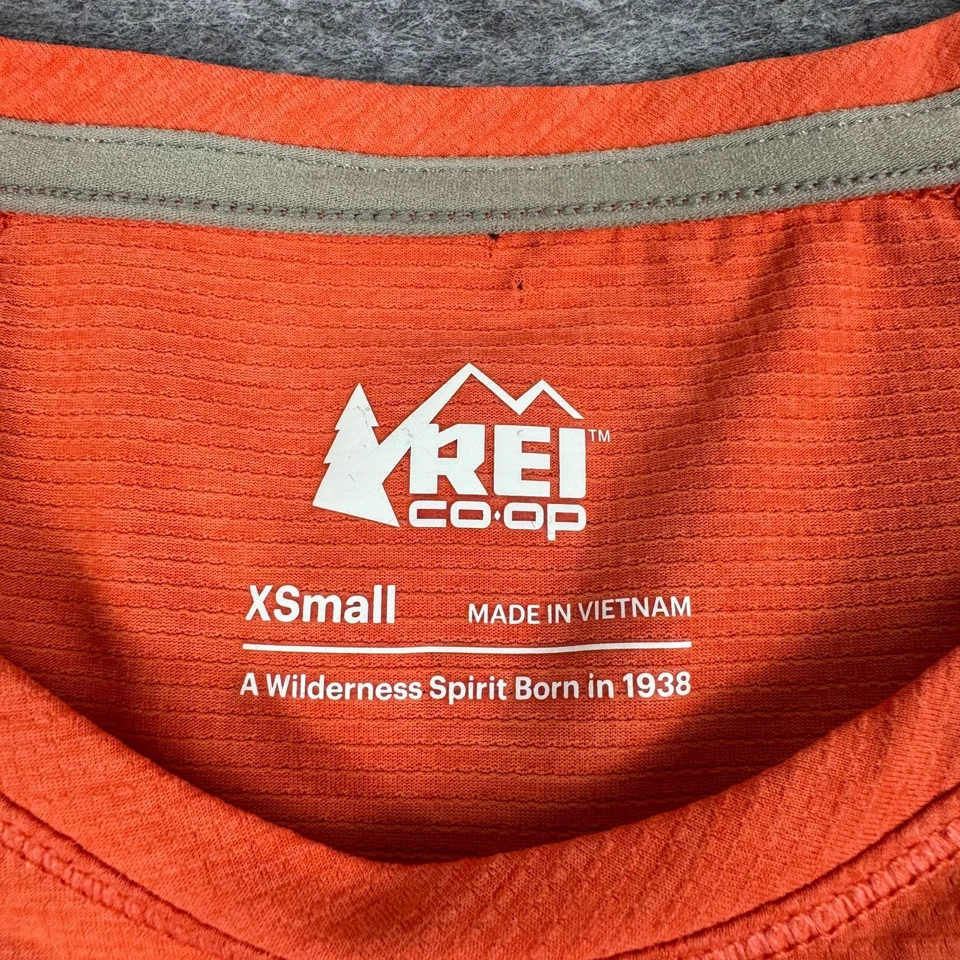 Camiseta REI Co-op Swiftland Running Poliéster Laranja Feminina Extra Grande * - Imagem 2 de 4