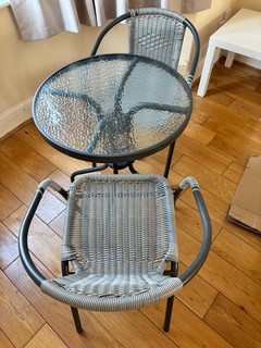 Garden Table and 2 chairs