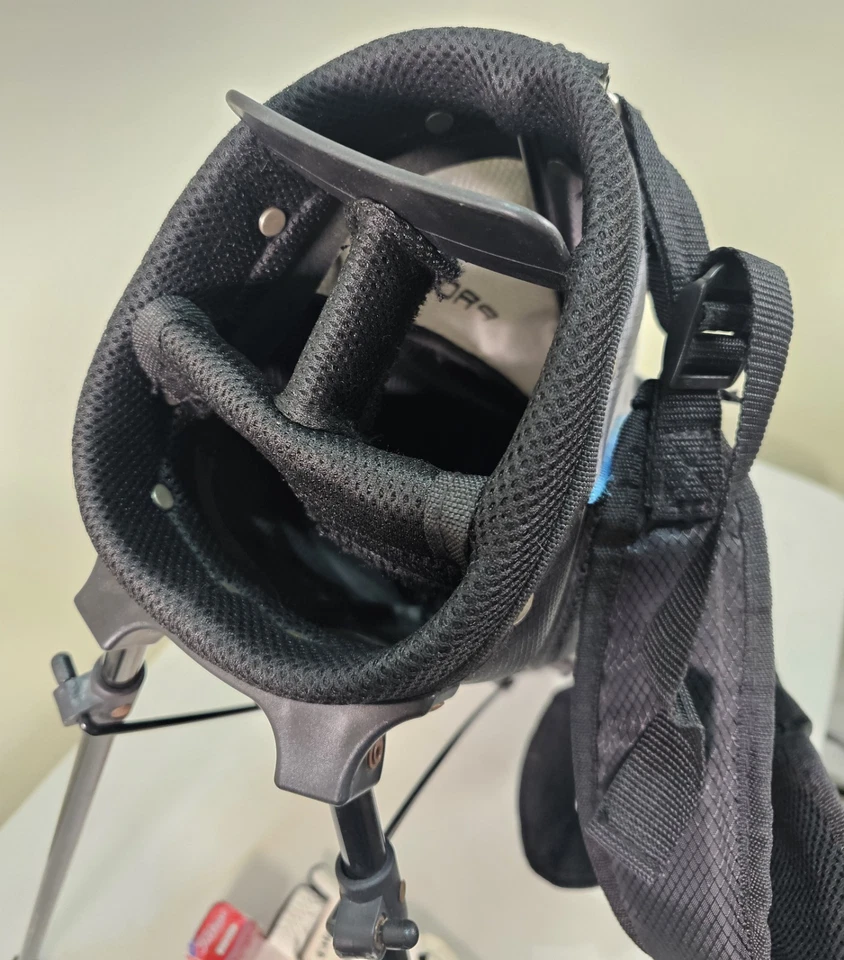 Wilson Profile Youth Golf Bag Stand 4-Way Blue Black Gray w/ Glove & Tees - Image 4 of 4