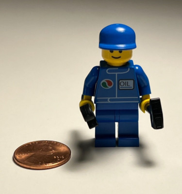 Lego CITY Vintage Octan Oil Mechanic Minfigure w/ Wrench and Hammer Autoshop