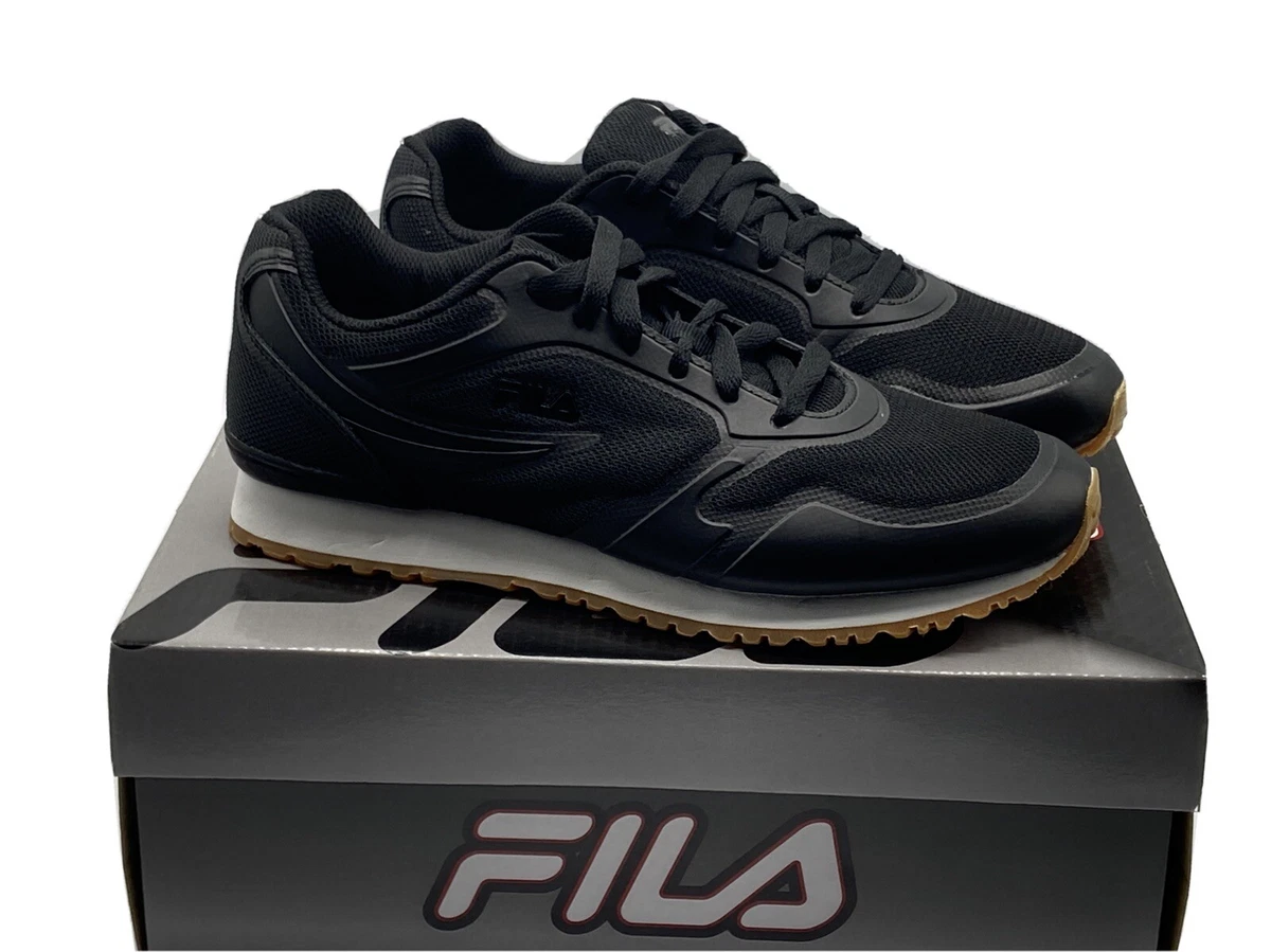 FILA FORERUNNER 18 Women s Size 8 LOW TOP SNEAKERS BLACK WHITE