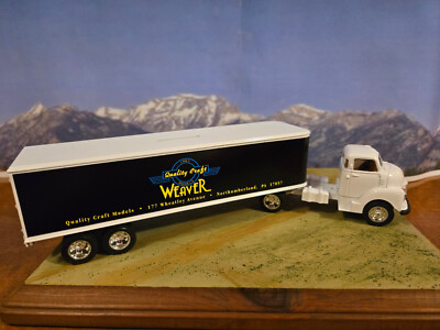 Vintage Ertl #2 in A series 1:43 Scale 1950 White Chevy Semi Cab &Trailer Bank