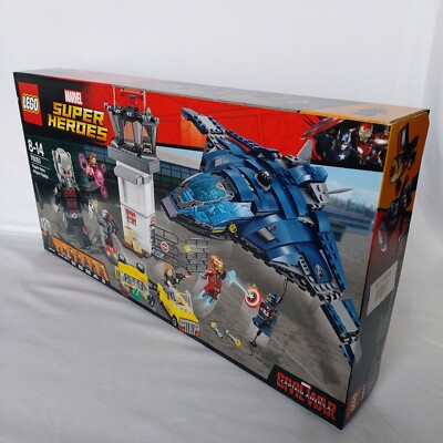 super hero giant man lego set