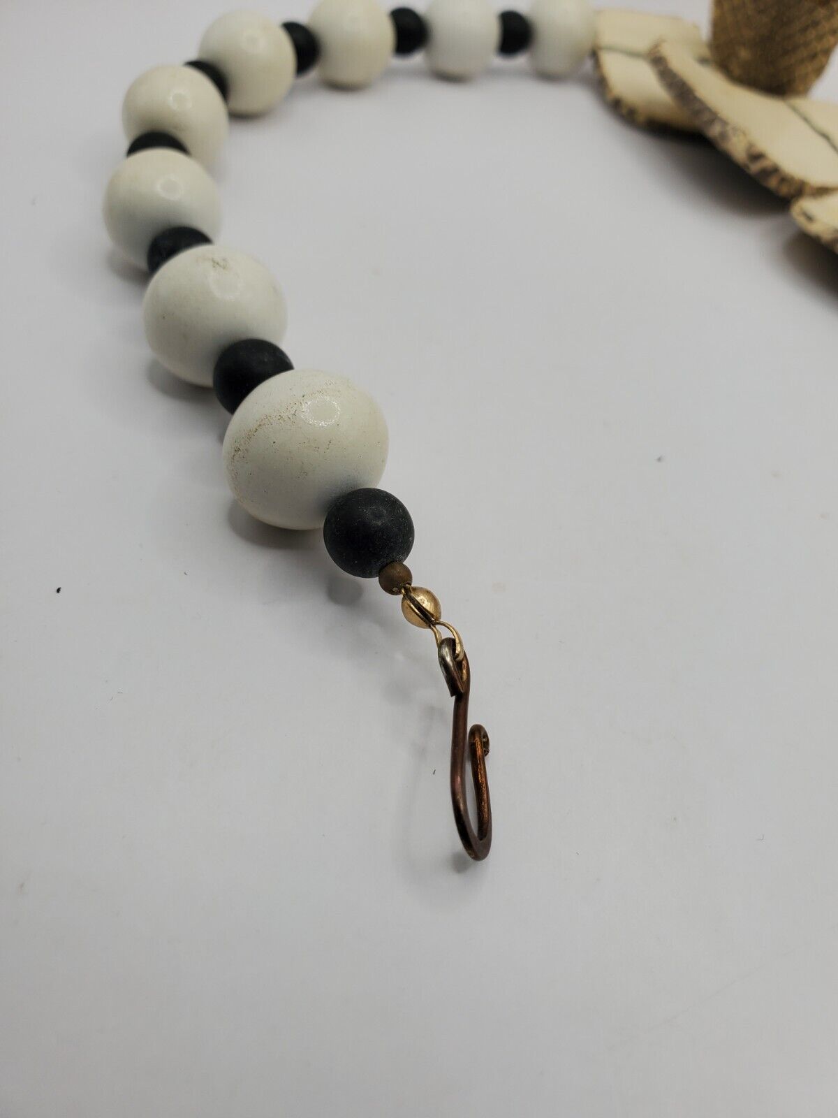Necklace Bib 20in Snake Skin Wood Beaded Hook Clo… - image 4