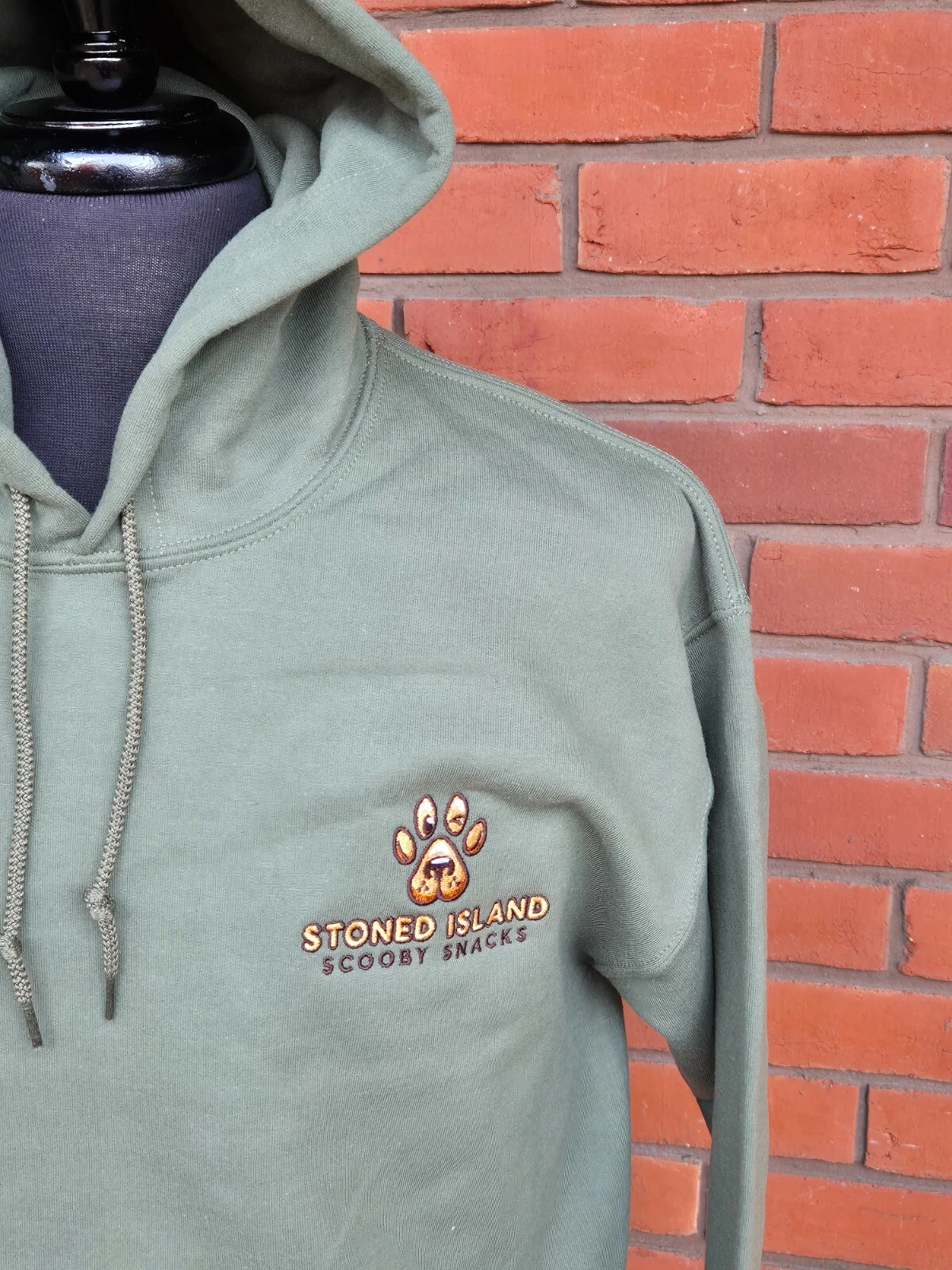 STONE ISLAND Felpa con cappuccio Stoned Island Scooby Snacks verde militare