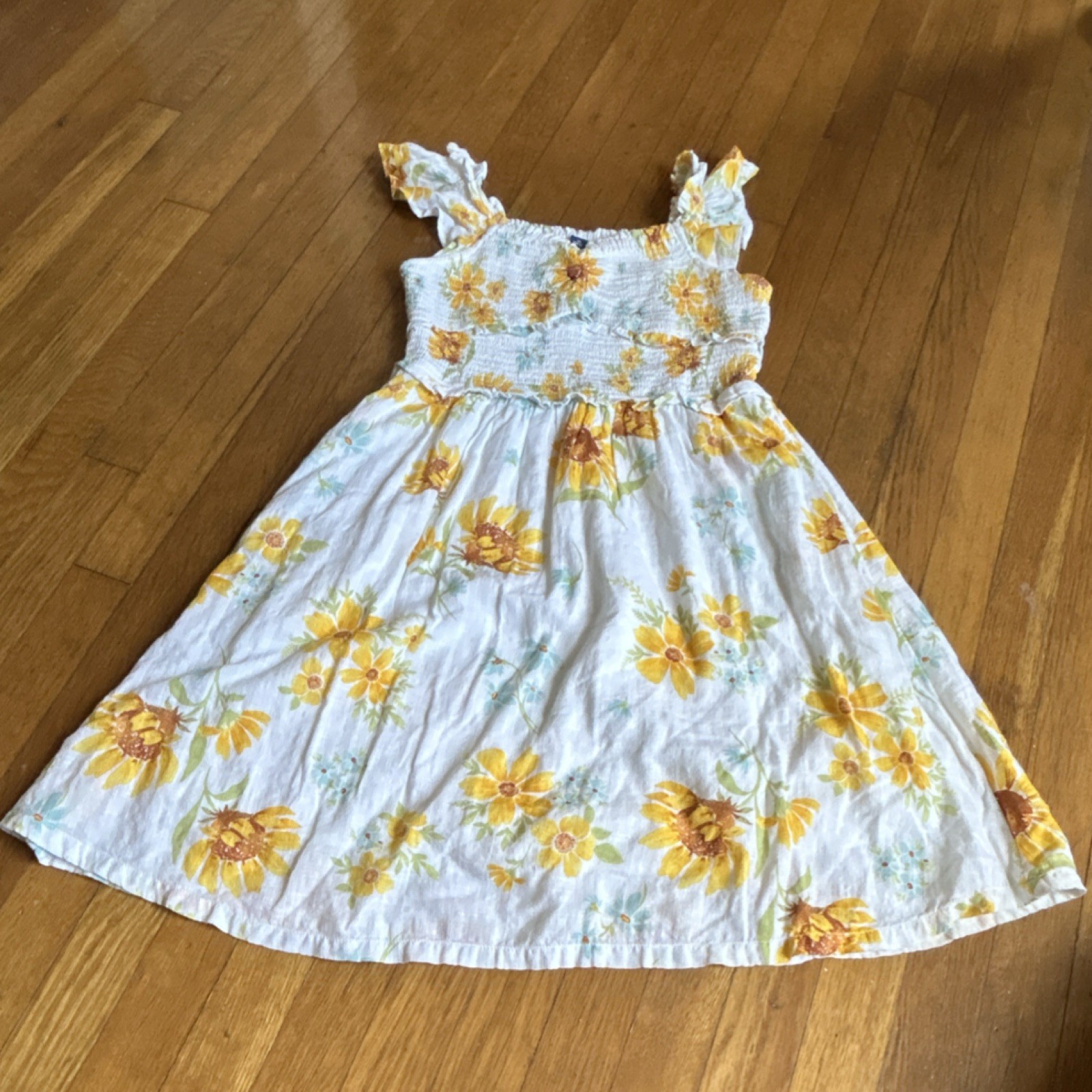 Old Navy Girls Floral Smocked Sundress Ruffle Sleeves White Yellow Knee Length