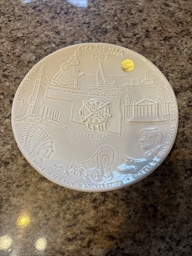Frankoma Pottery Oklahoma State Plate ~ White ~ 8-½”
