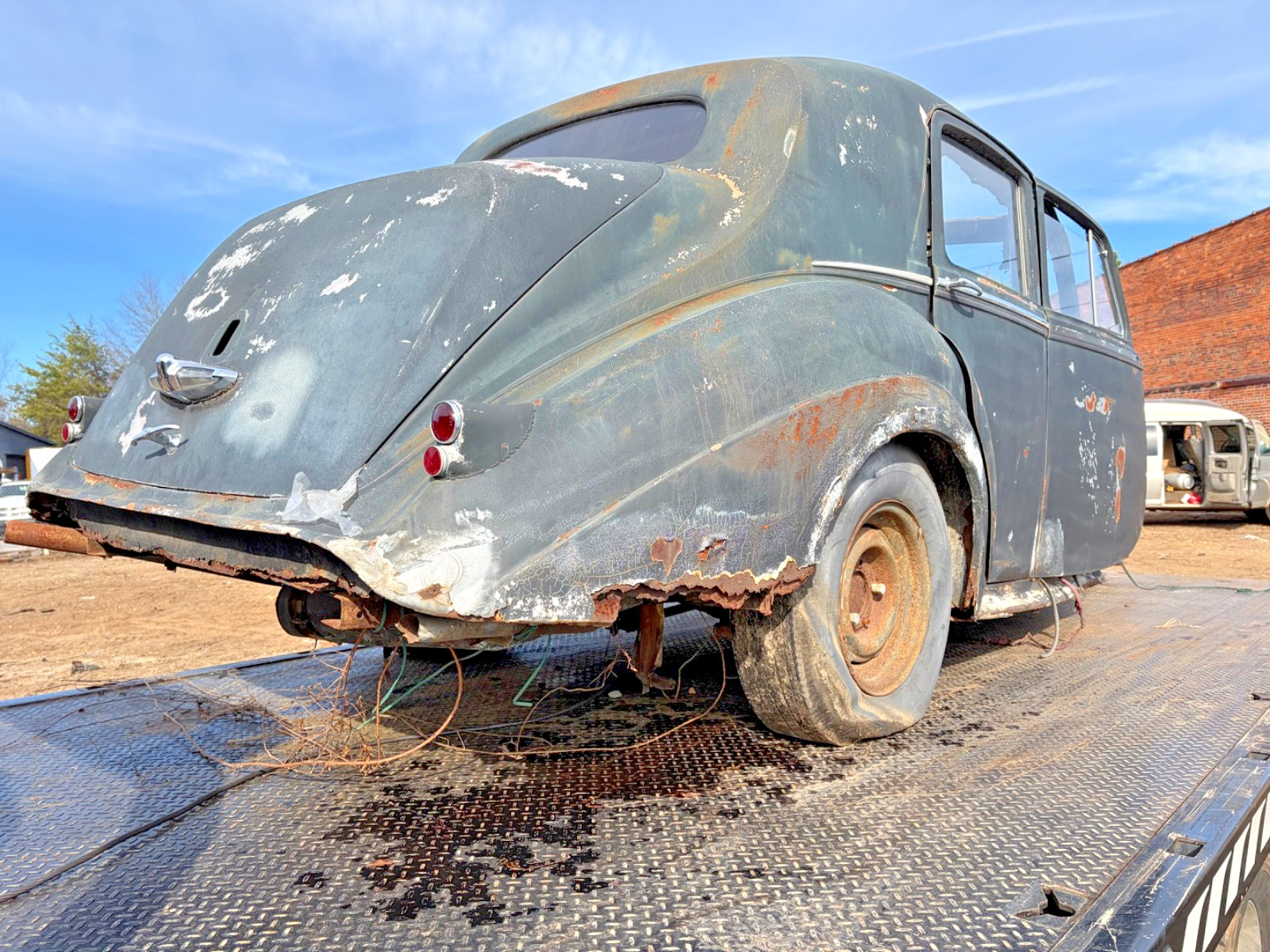 ROLLS ROYCE DAWN WRAITH BENTLEY SCREWDRIVER. LARGEST 1946-65 INVENTORY ON EARTH