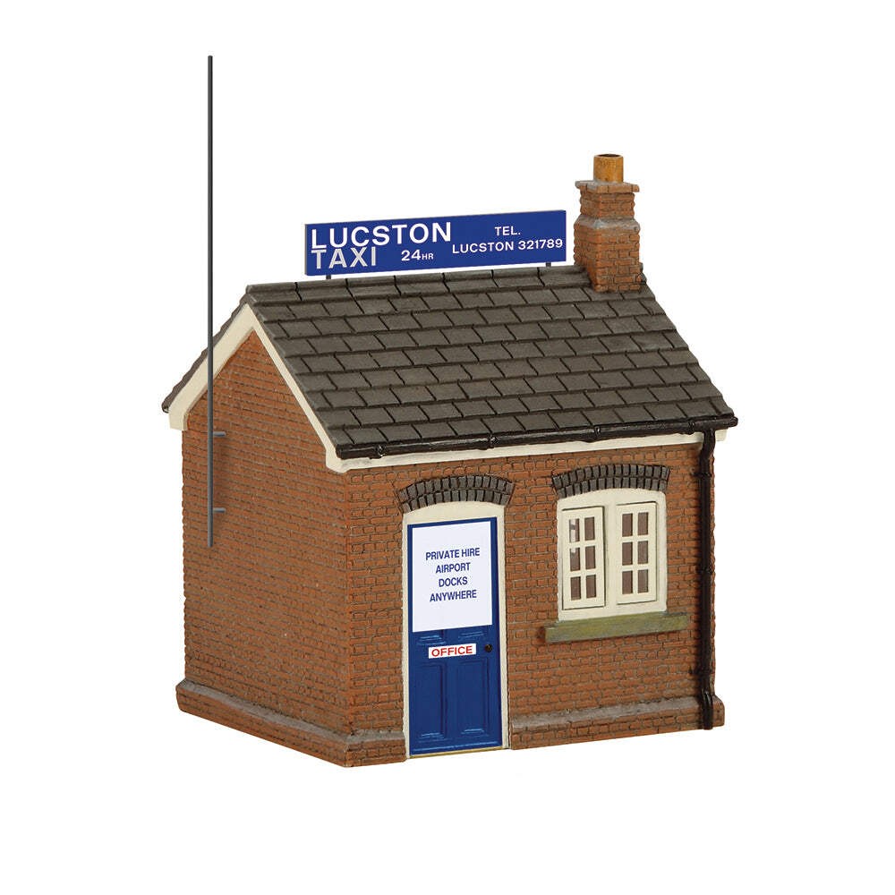Bachmann 44-0129 OO Gauge Lucston Taxi Office