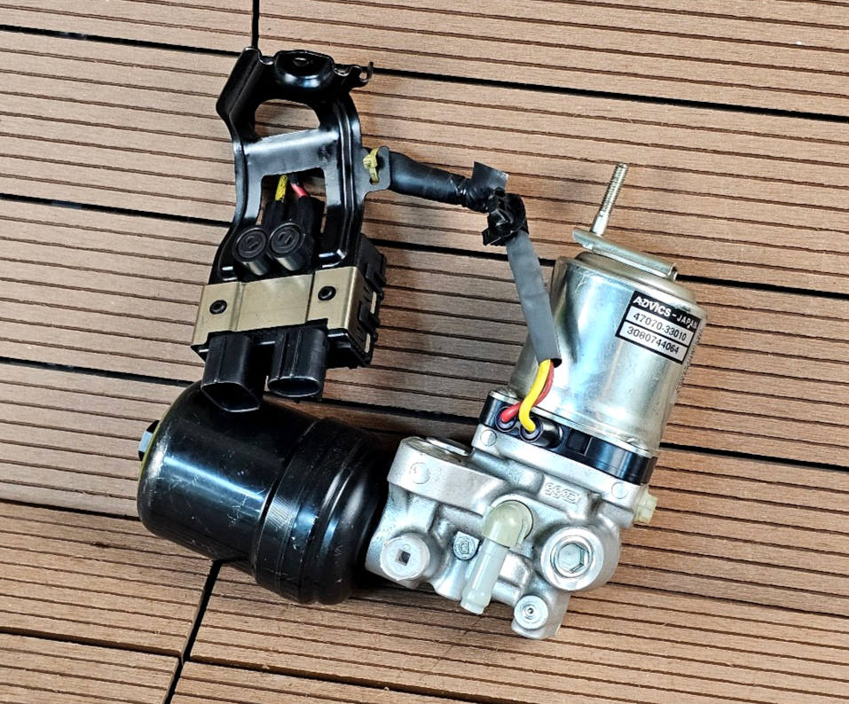 Toyota Camry Avalon, Lexus ES350 Brake booster actuator Motor Oem