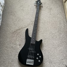 Gear4music black Electric Bass Guitar v good Condition